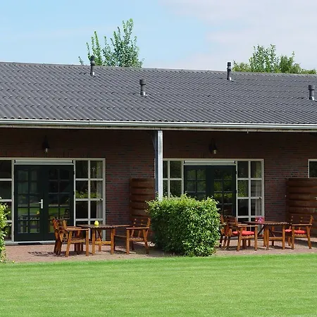 Holiday home Vakantiehuisjes Op De Horst Groesbeek